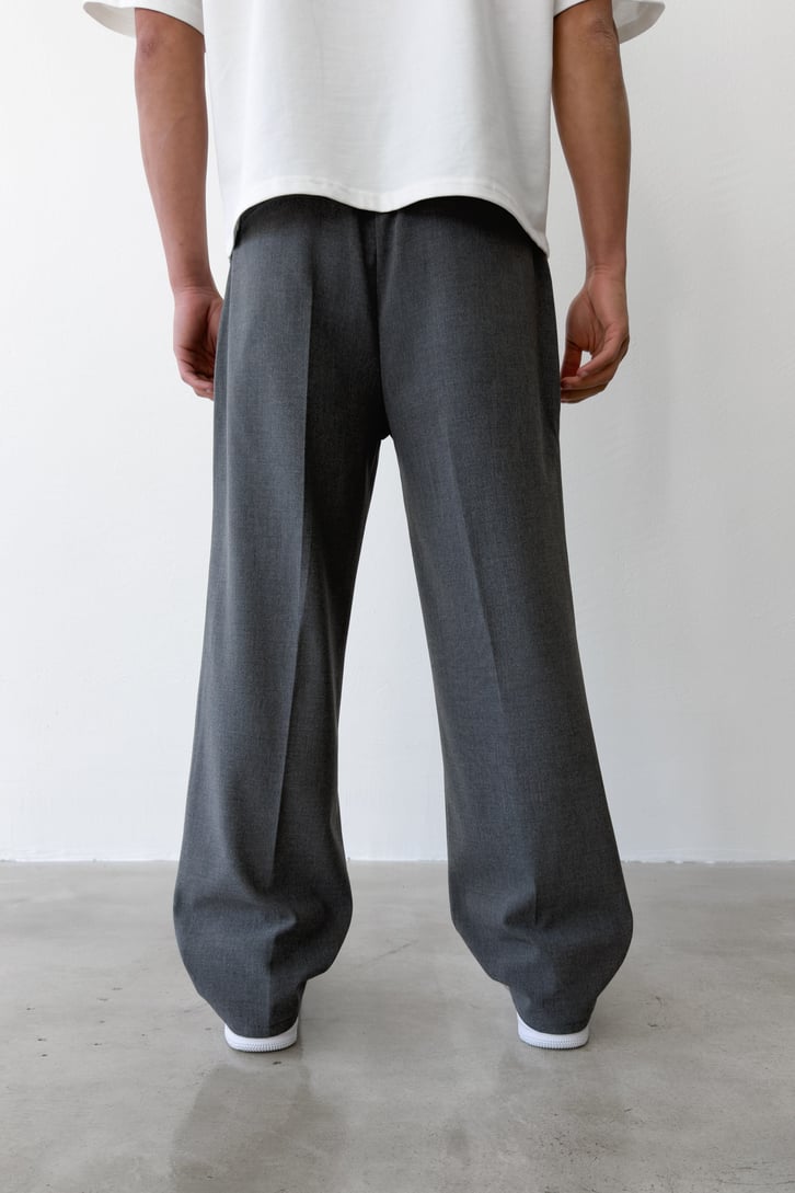 Pileli Baggy Fit Kumaş Pantolon