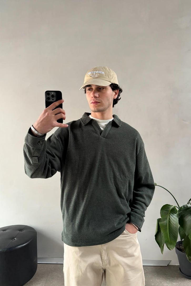 Polo Yaka Kol Düğmeli Sweatshirt