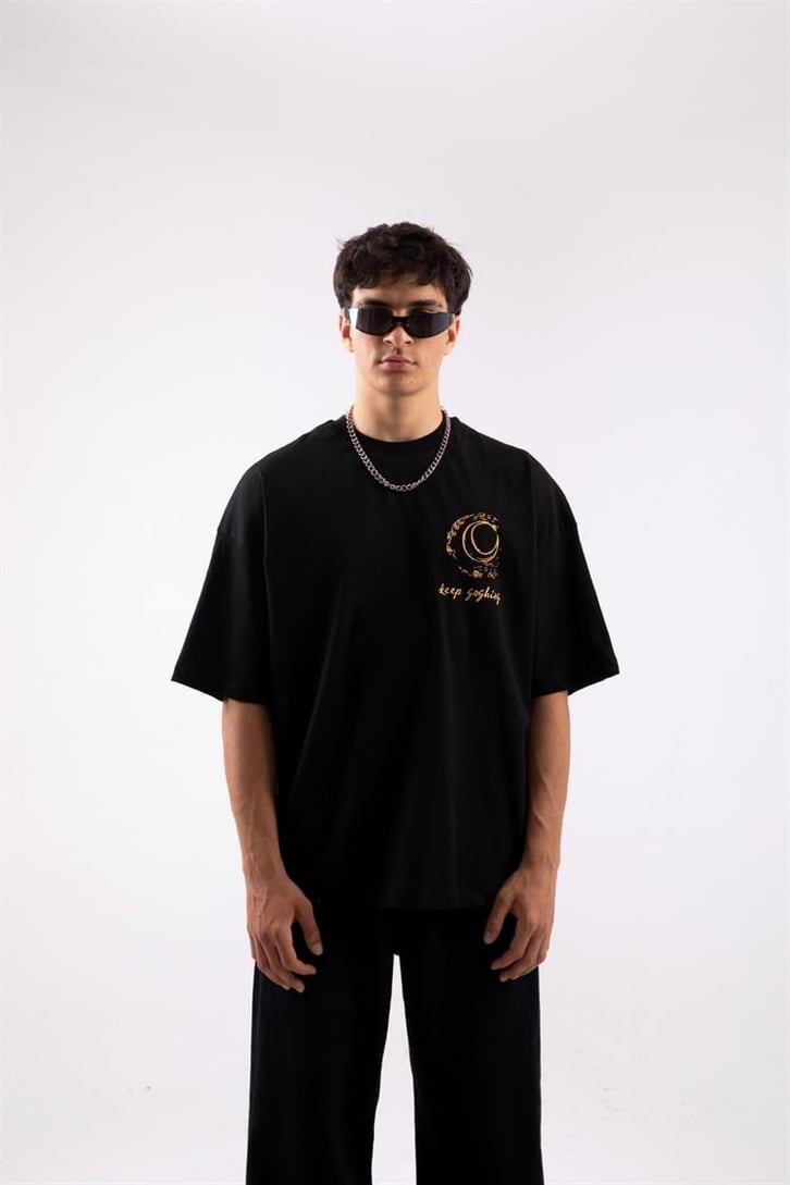 Portre Nakış Detaylı  Siyah Oversize Tshirt