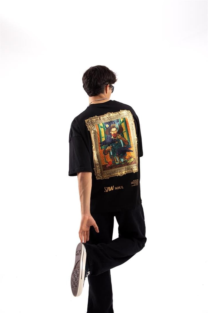 Portre Nakış Detaylı  Siyah Oversize Tshirt