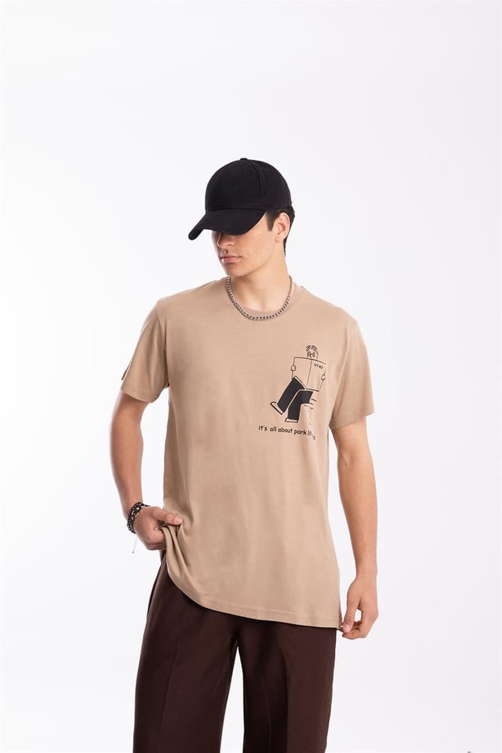 Potraits Life Baskılı Camel Tişört