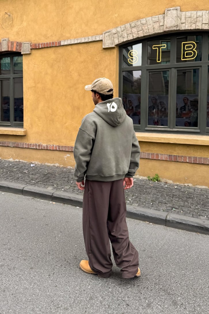 Premium Kumaş Arapça Nakışlı Zip Hoodie