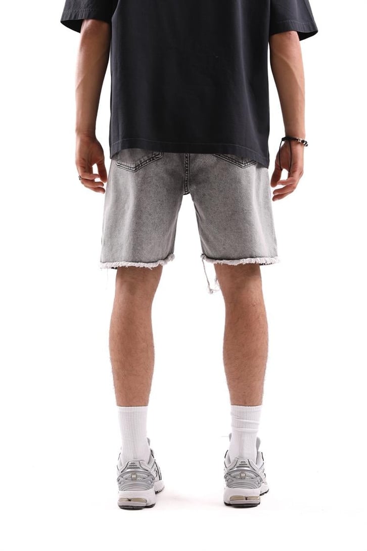 Püskül Detaylı Acid Wash Jean Şort