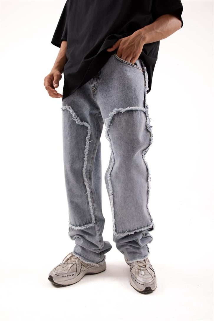 Püskül Detaylı Buz Mavi Baggy Jean