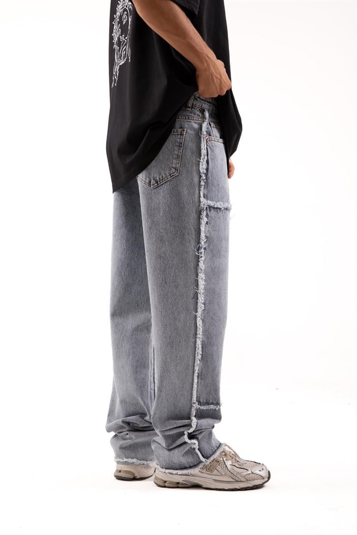 Püskül Detaylı Buz Mavi Baggy Jean