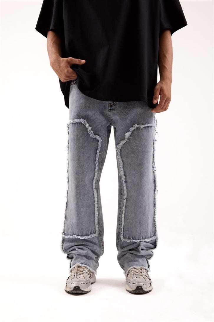 Püskül Detaylı Buz Mavi Baggy Jean