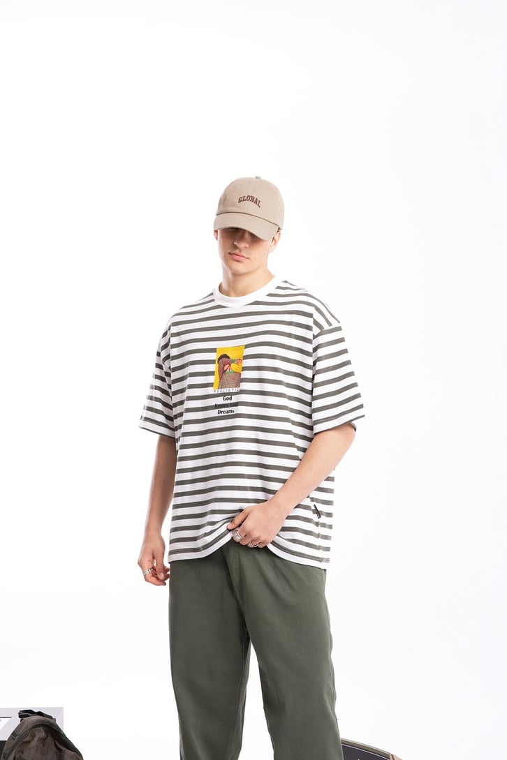 Realistic Baskılı Çizgili Oversize Tshirt