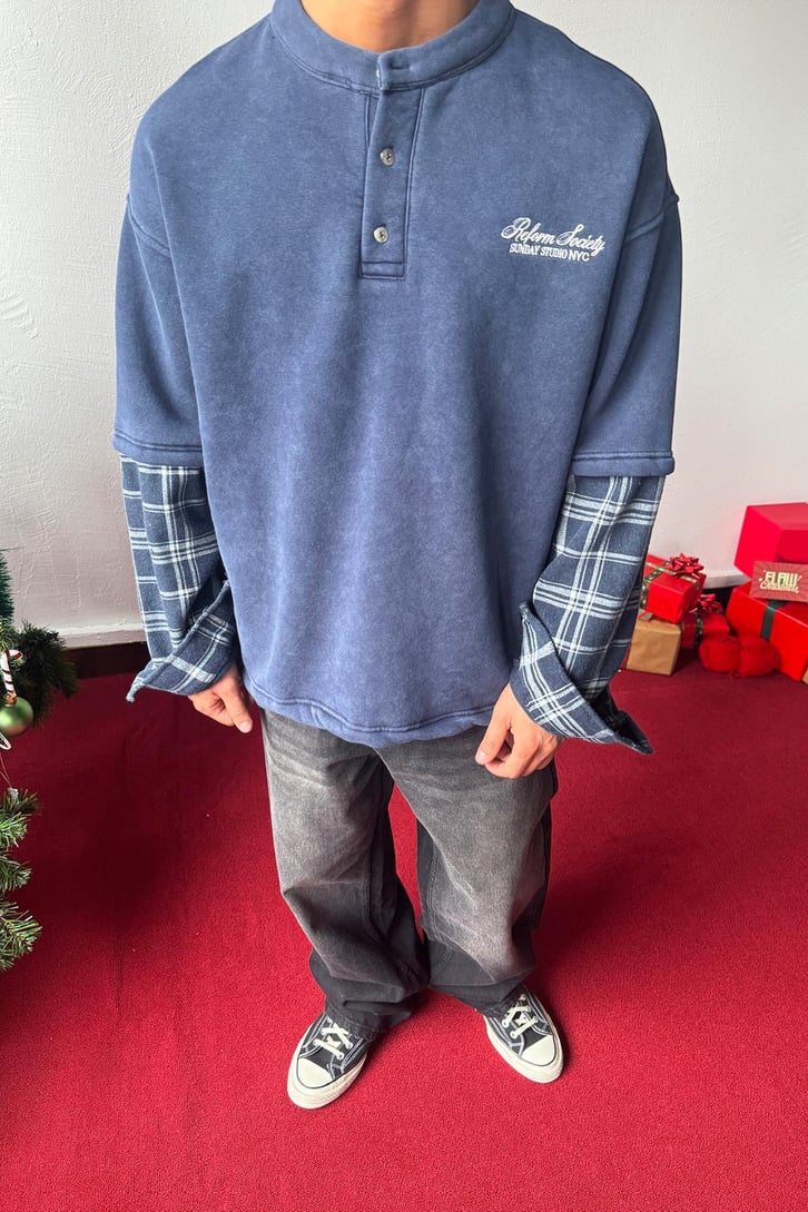 Reform Nakışlı Yaka Düğmeli Sweatshirt