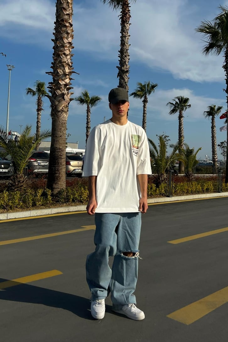 Renaissance Baskılı Ekru Oversize Tshirt
