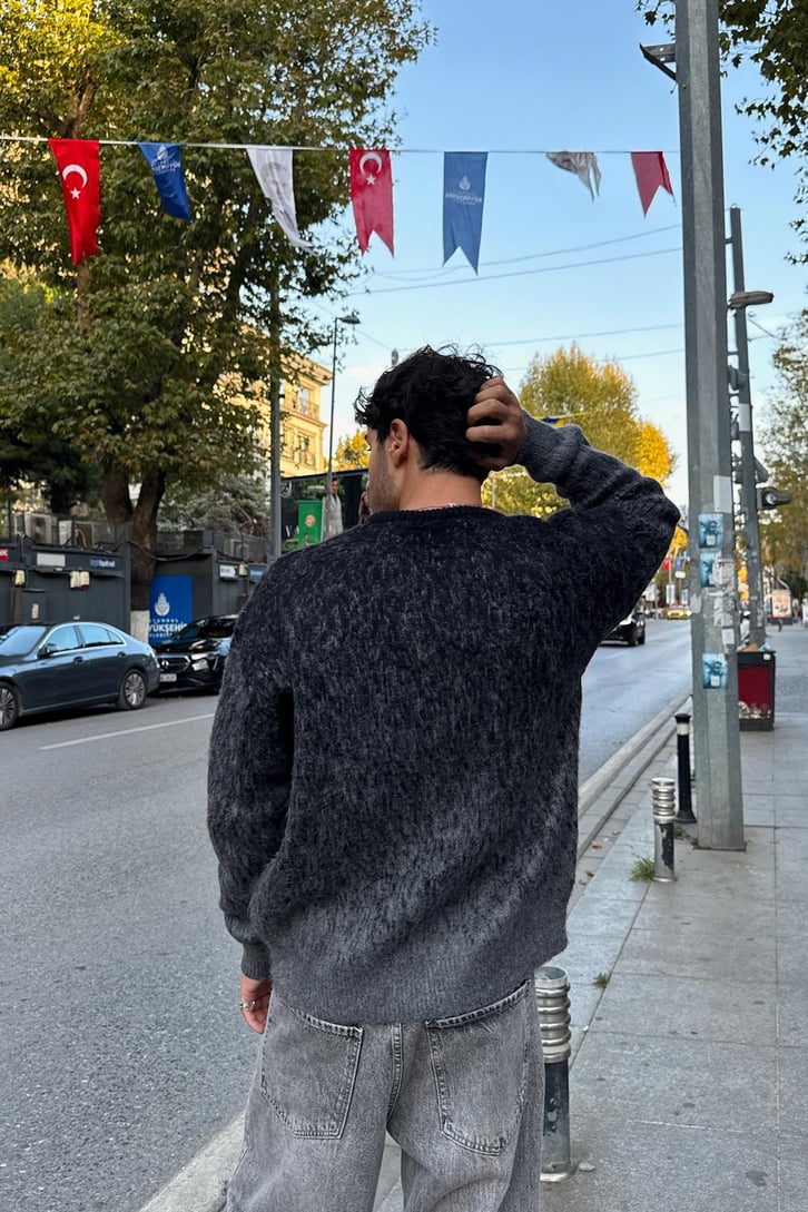 Renk Geçişli Triko Kazak