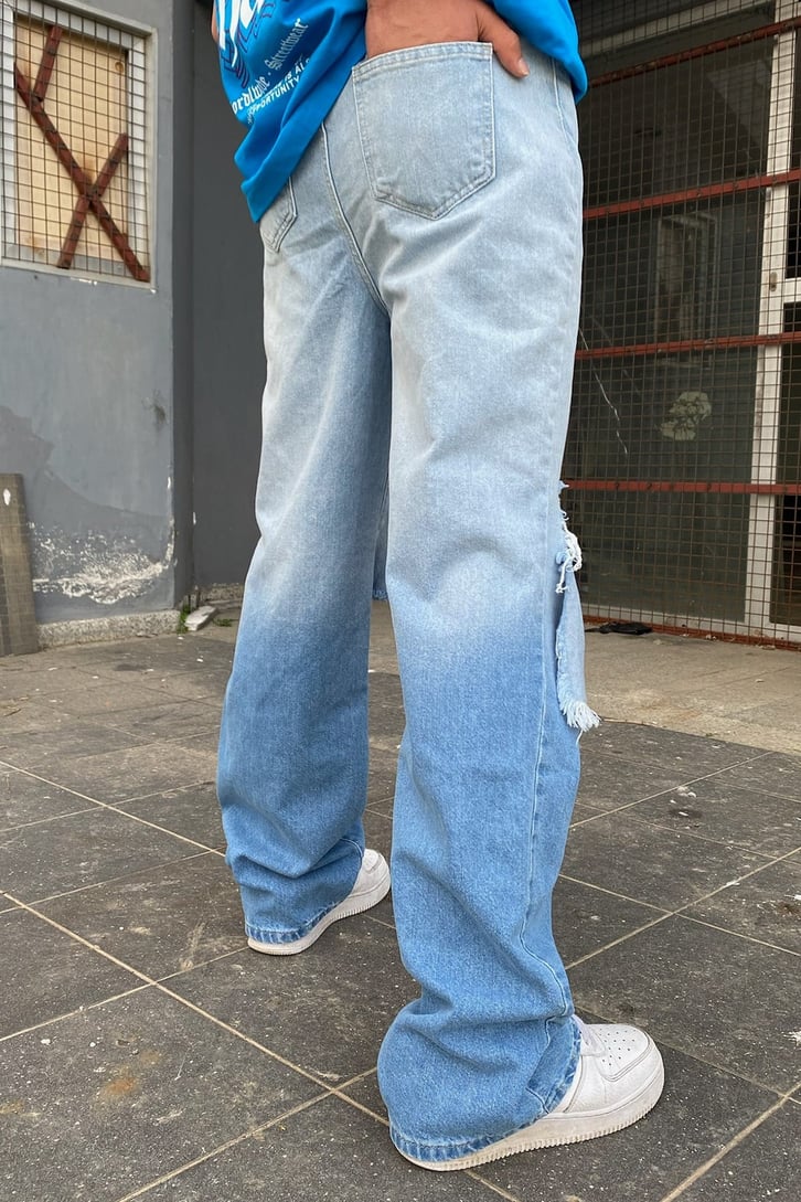 Renk Geçişli Yırtık Detaylı Baggy Jean