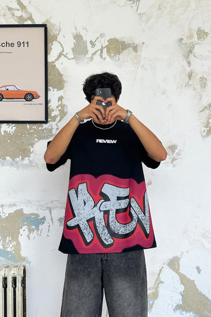 Rev Graffiti Baskılı Oversize Tişört
