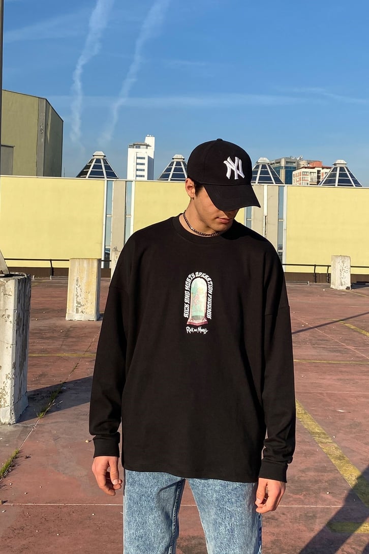 Rick&Morty Oversize Printed Longsleeve Tee