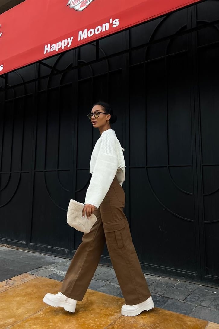 Ripped Detail Krem Oversize Crop Kazak