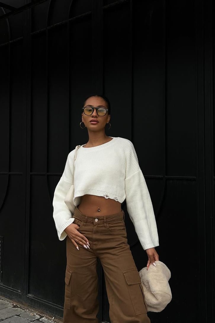 Ripped Detail Krem Oversize Crop Kazak