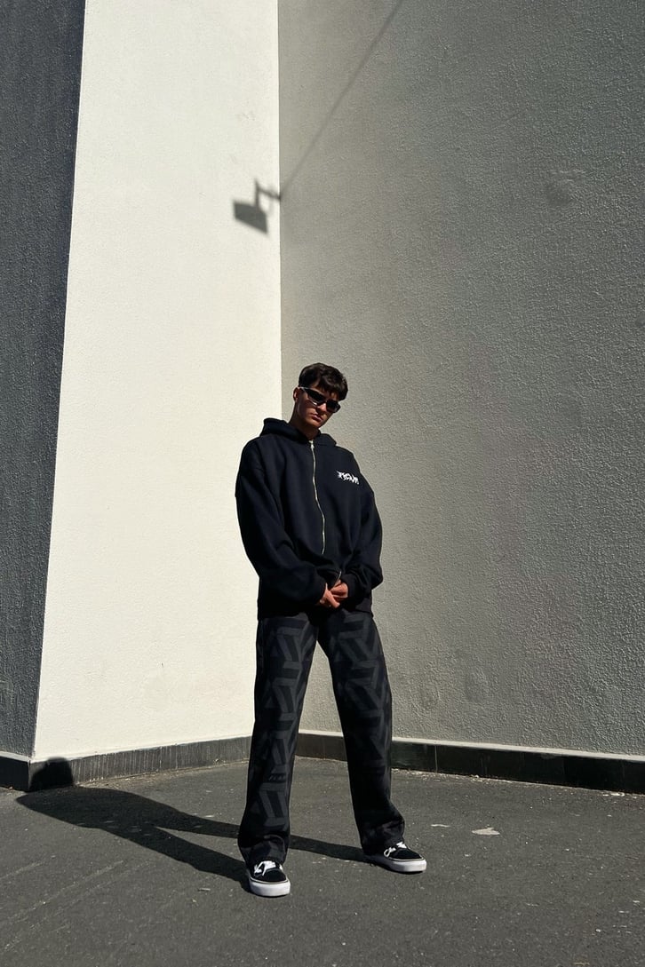 Rv Nakışlı Siyah Zipper Sweatshirt