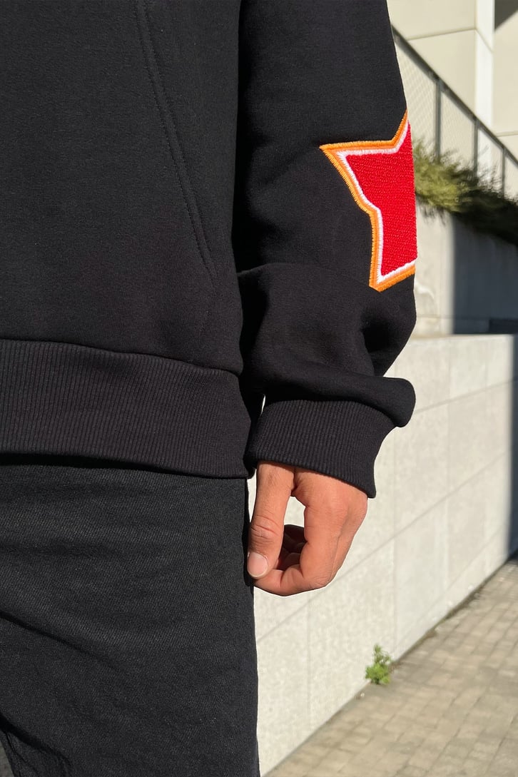 Rv Never Star Nakışlı Siyah Oversize Sweatshirt