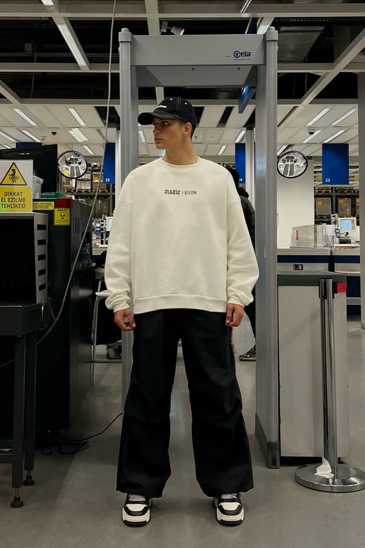 Rv Spider Sırt Baskılı Beyaz Oversize Sweatshirt