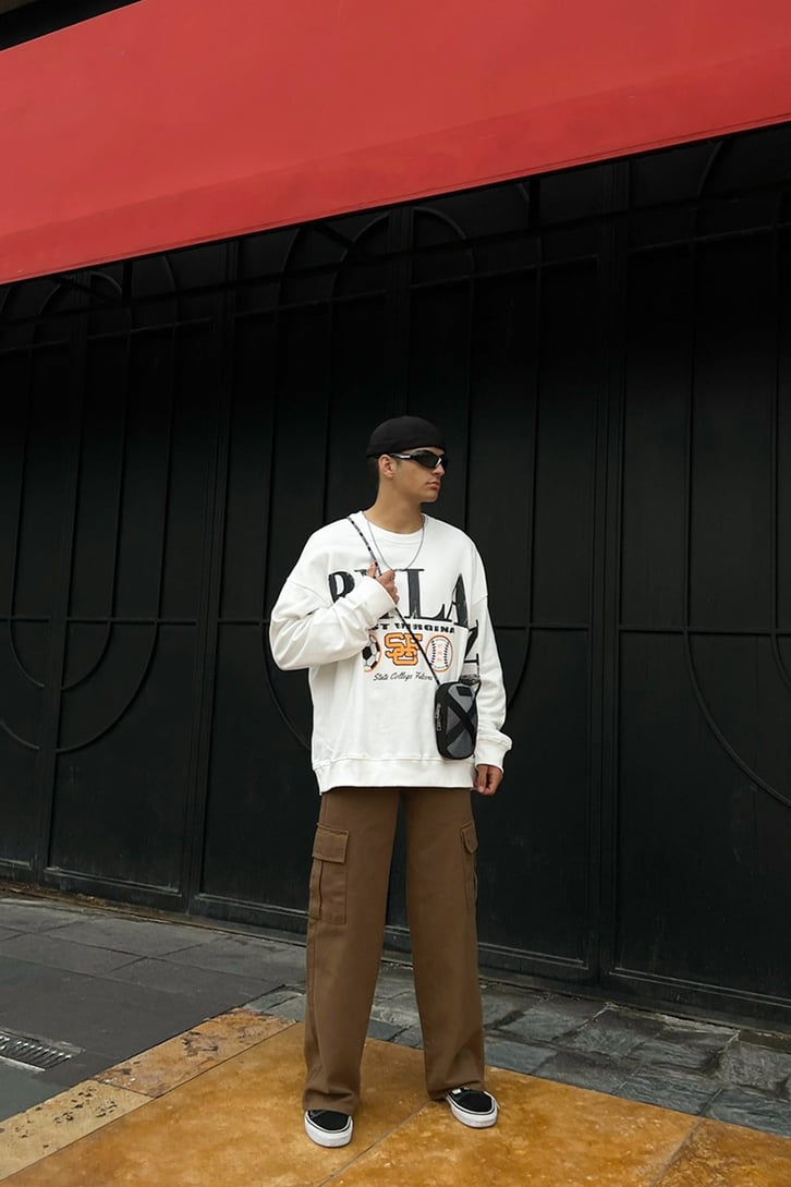 Ryla Baskılı Ekru Oversize Sweatshirt