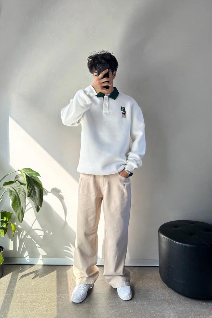 Saksı Nakışlı Polo Yaka Sweatshirt