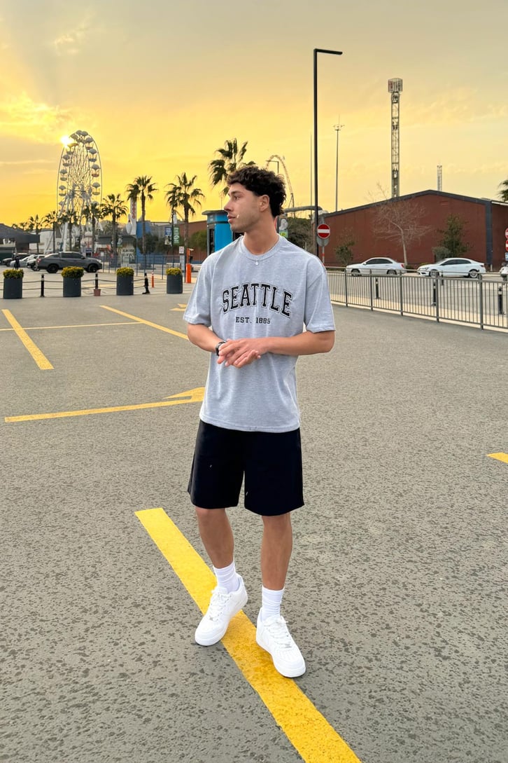 Seattle Nakışlı Oversize Tişört