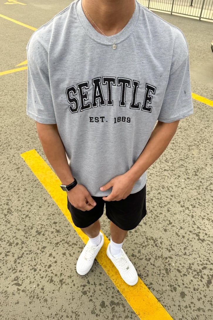 Seattle Nakışlı Oversize Tişört