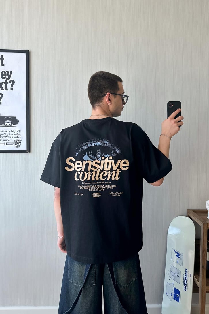 Sensitive Content Baskılı Oversize Tişört