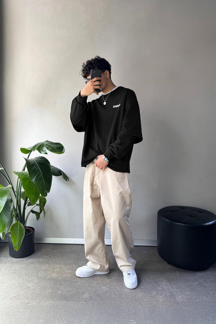 Sırt Baskılı Bisiklet Yaka Sweatshirt