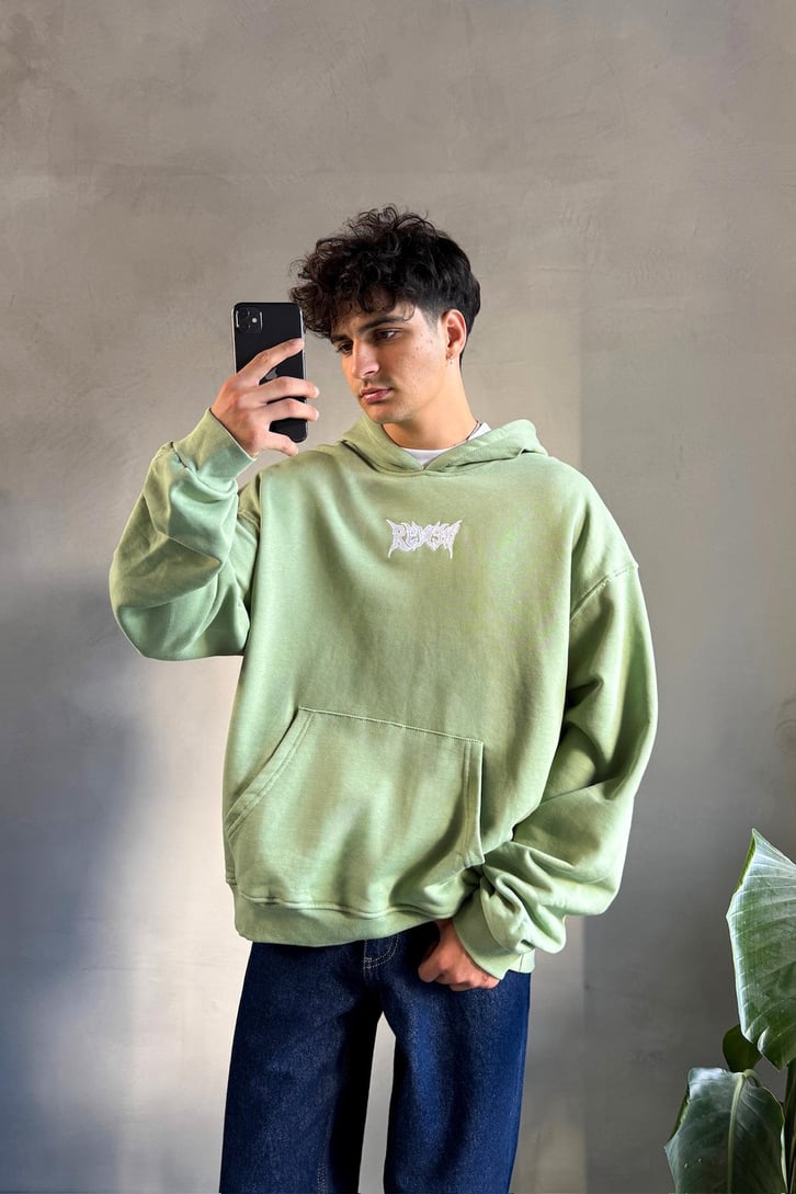 Sırt Detay Review Nakışlı Oversize Hoodie
