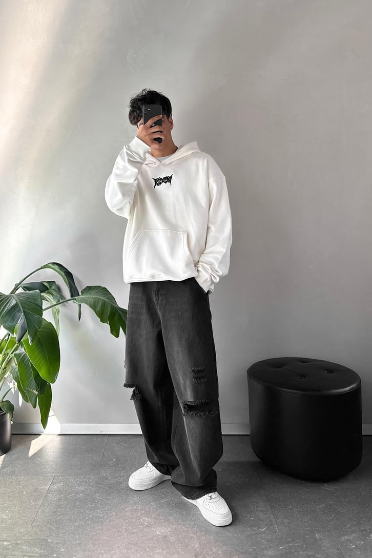 Sırt Detay Review Nakışlı Oversize Hoodie