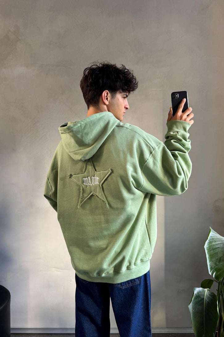 Sırt Detay Review Nakışlı Oversize Hoodie