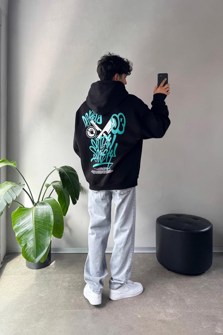 Sırt Graffiti Baskılı Oversize Hoodie