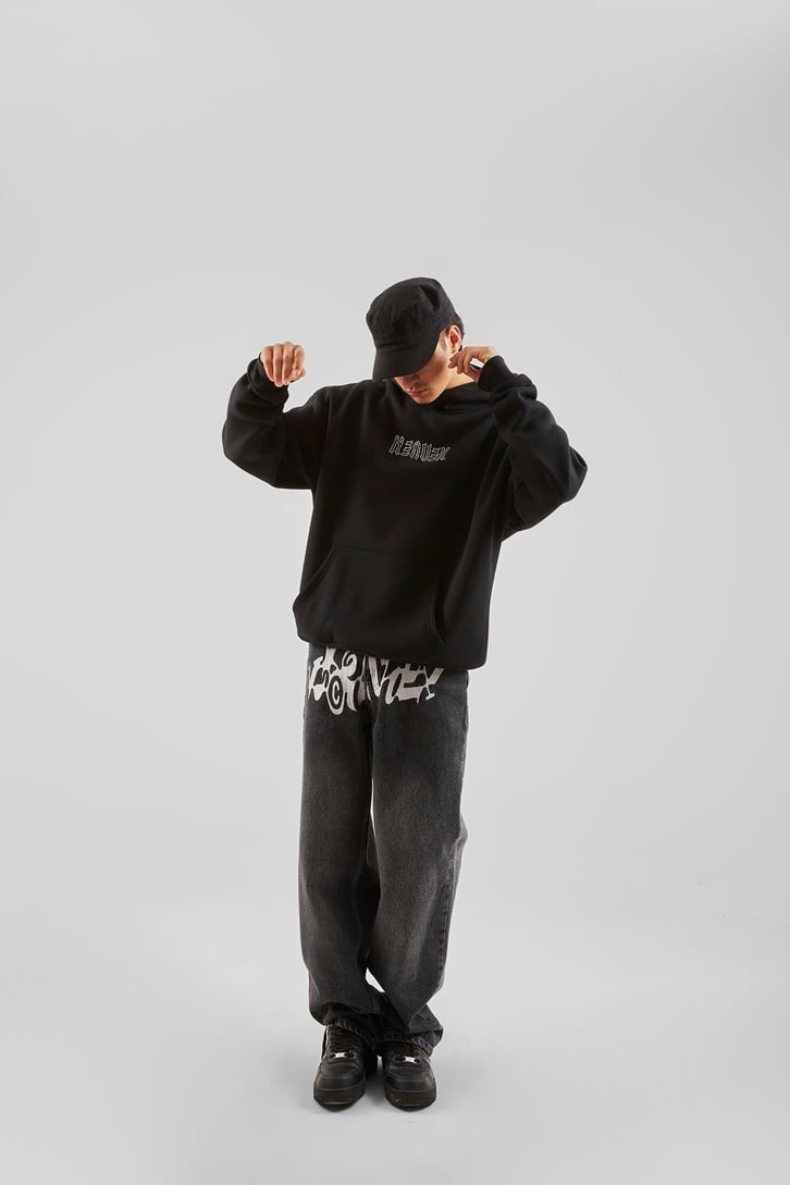 Sırt Taş İşlemeli Siyah Oversize Hoodie