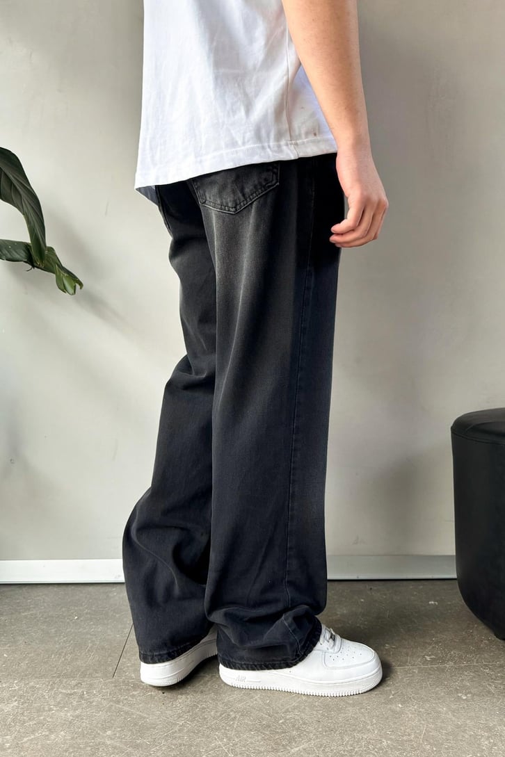 Siyah Kar Yıkama Baggy Jean