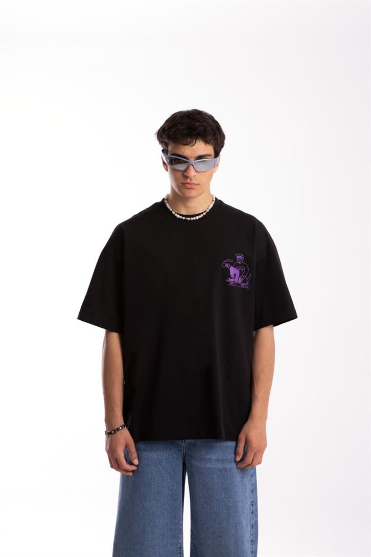 Skateboard Baskılı Siyah Oversize Tshirt