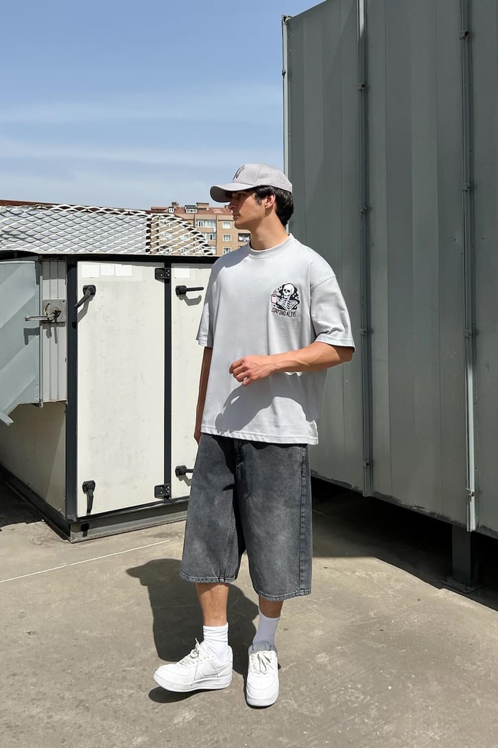 Skull Nakışlı Oversize Tişört