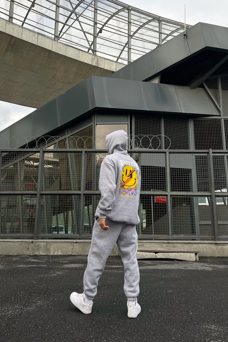 Smiley Sırt Baskılı Gri Oversize Hoodie