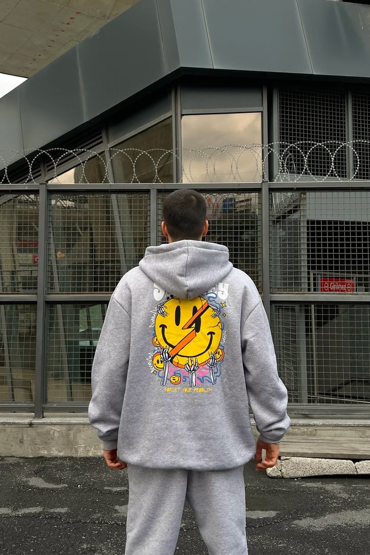 Smiley Sırt Baskılı Gri Oversize Hoodie