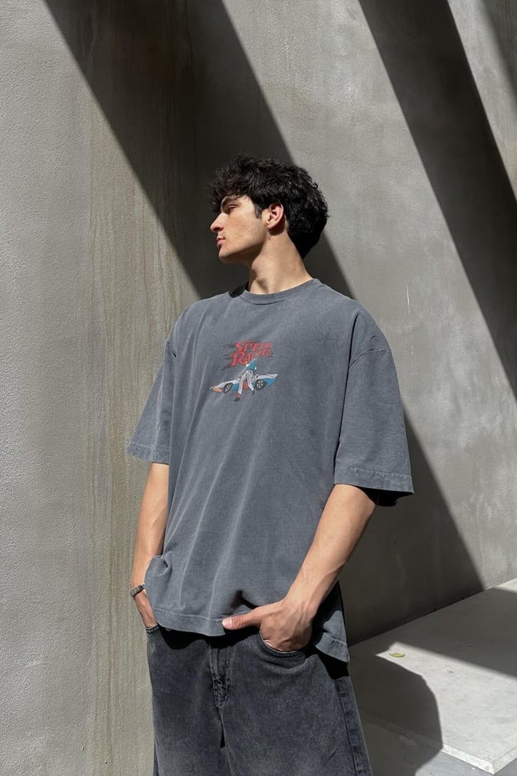 Speed Racer Baskılı Acid Wash Oversize Tişört