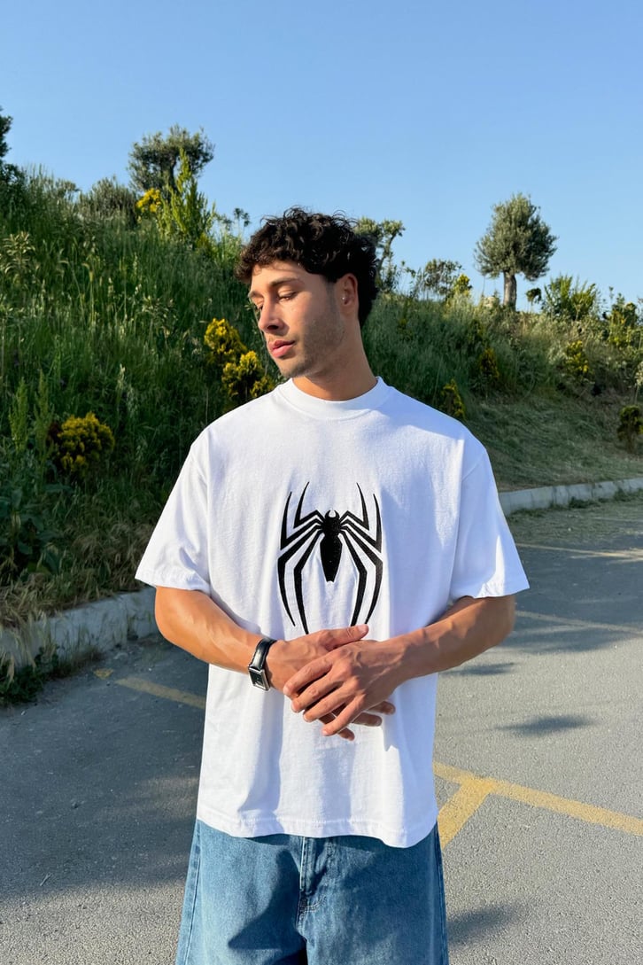 Spider Nakışlı Tişört