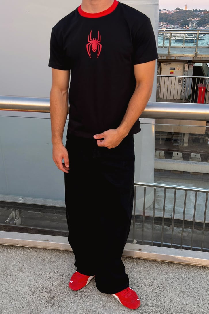 Spider Trace Tee