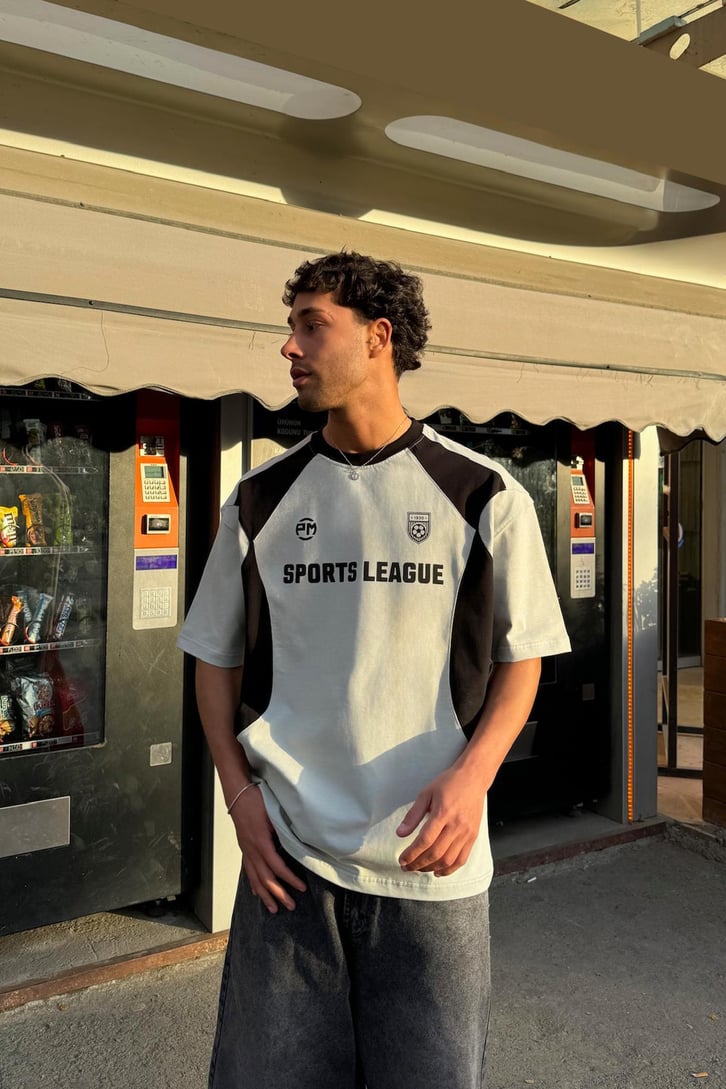 Sports League Baskılı Tişört