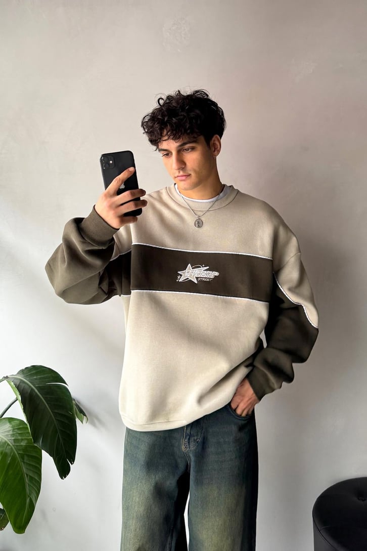 Star Nakışlı Oversize Bisiklet Yaka Sweatshirt