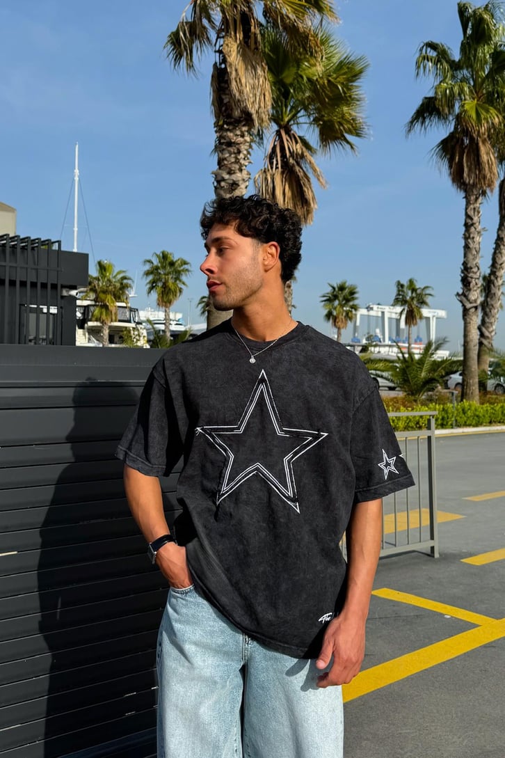 Star Nakışlı Tişört