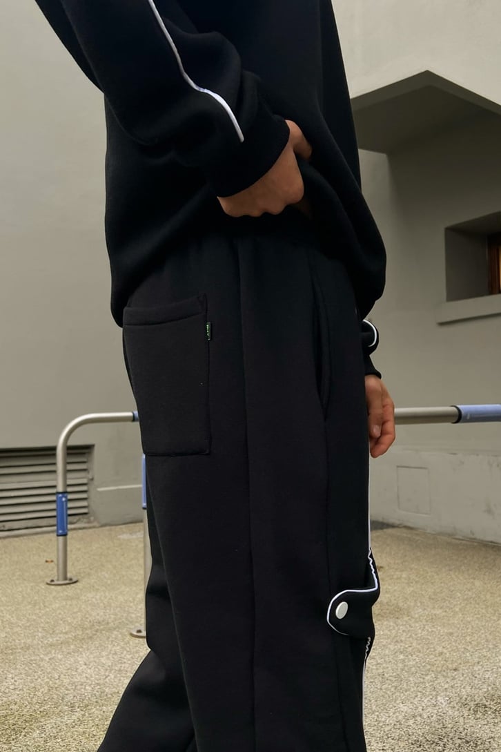 Striped Detail Siyah Jogger Eşofman Altı