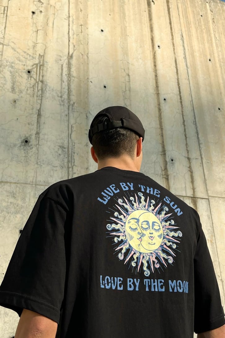Sun & Moon Baskılı Siyah Tshirt