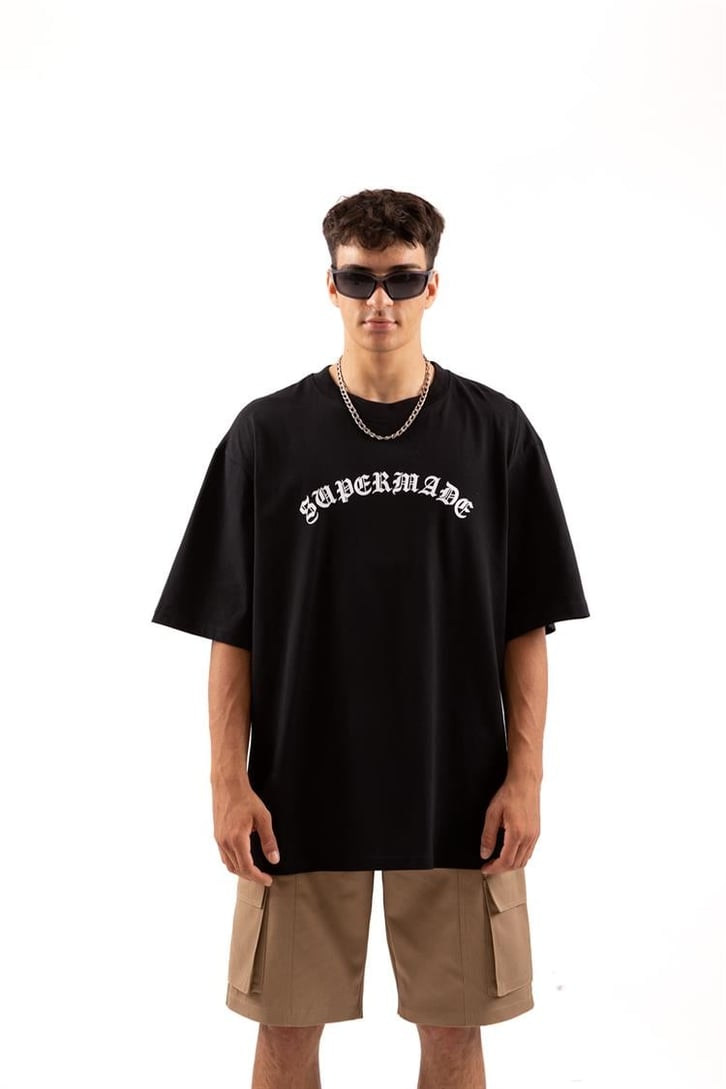 Supermade Gothic Text Siyah Oversize Tişört