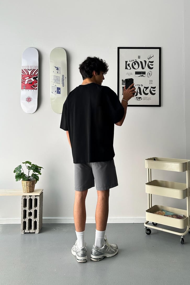 Taş İşlemeli Rising Star Siyah Oversize Tişört