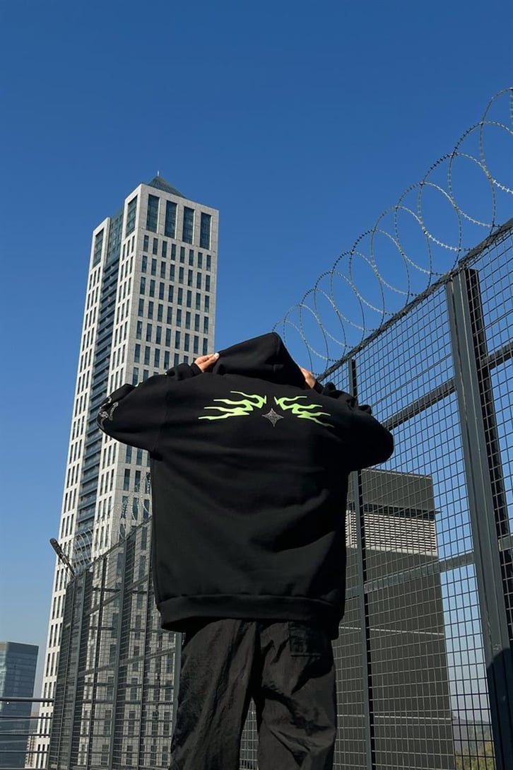 Taş İşlemeli Siyah Oversize Hoodie