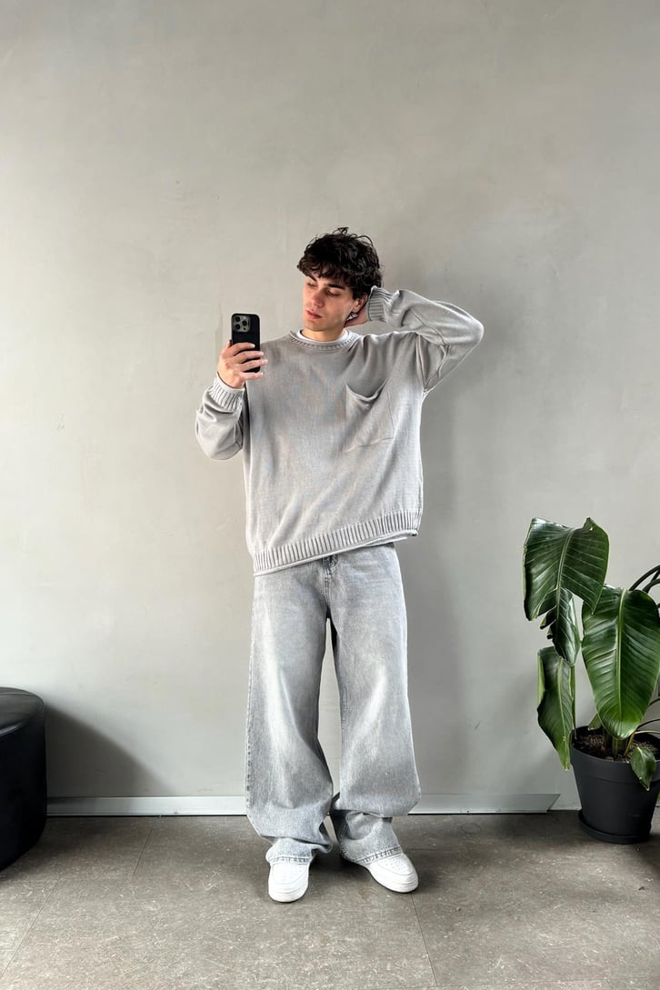 Tek Plaka Cepli İnce Triko Kazak